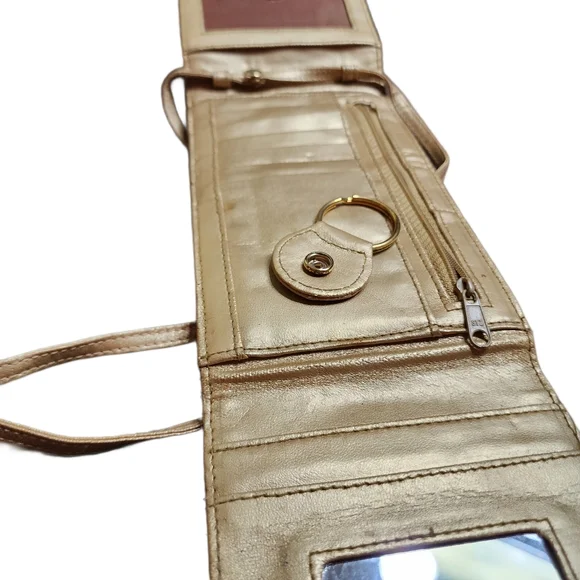 Gold Sequined Purse Wallet - Picture 4 of 4